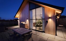 Marsh Marigold Cottage, Ashlin Farm Barns